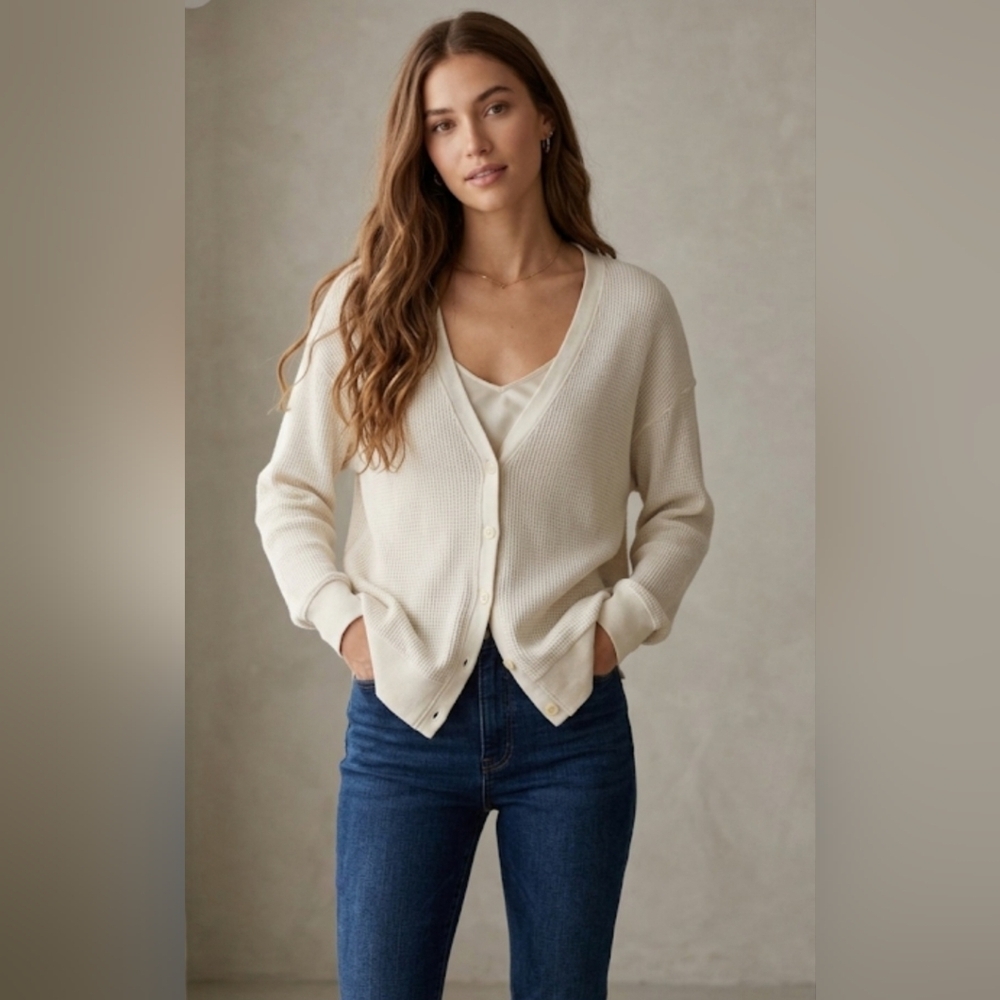 🌷Aritzia Babaton Cream Waffle-Knit Button Cardigan🌷size:2XS
